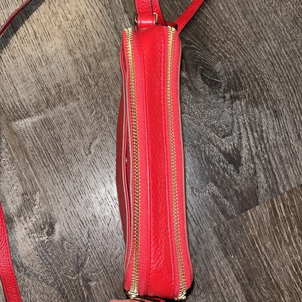 Genuine leather crossbody bag. Red fossil crossbody purse - Picture 6 of 15